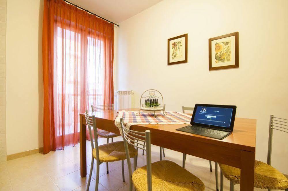 Ciao Hotel & Residence - Apartments Конверсано Екстер'єр фото