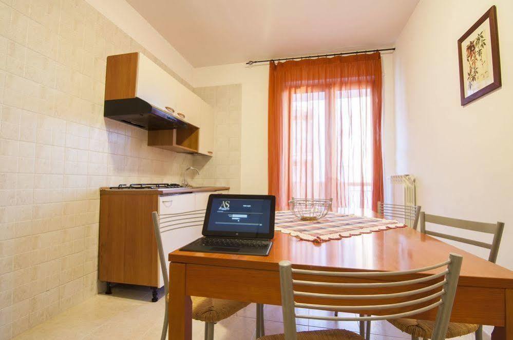 Ciao Hotel & Residence - Apartments Конверсано Екстер'єр фото